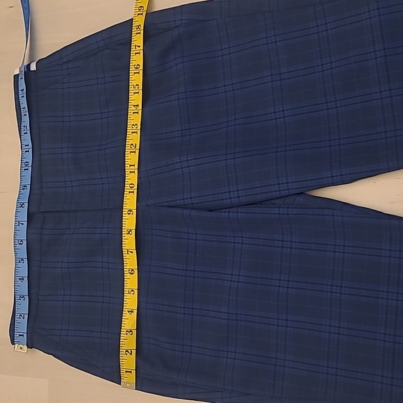 NWT BB Dakota Work it Out Blue Plaid Cropped Pants with Pockets - Picture 11 of 16